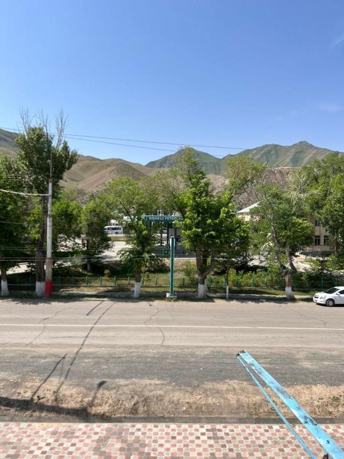 Tumar Guest House Naryn Exteriör bild